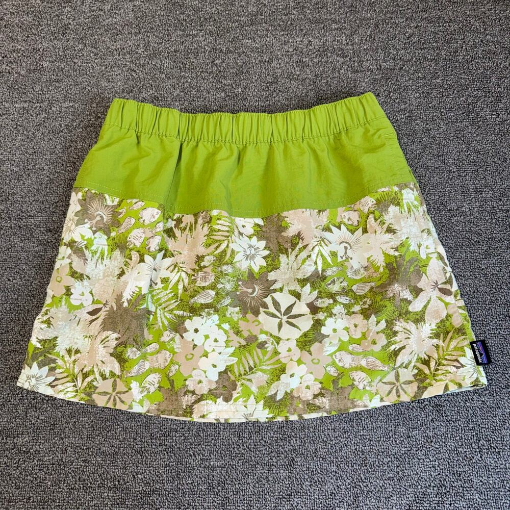 Patagonia Women's Baggies Skirt Green Floral Size XS Nylon Gorpcore Active Wear